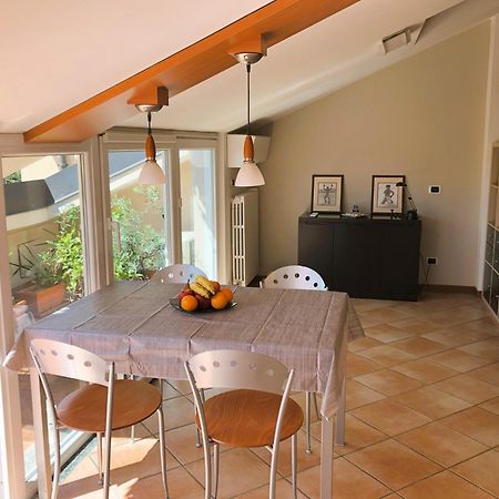 Bright Penthouse Close To Center With Terrace And Lake View Lecco Zewnętrze zdjęcie