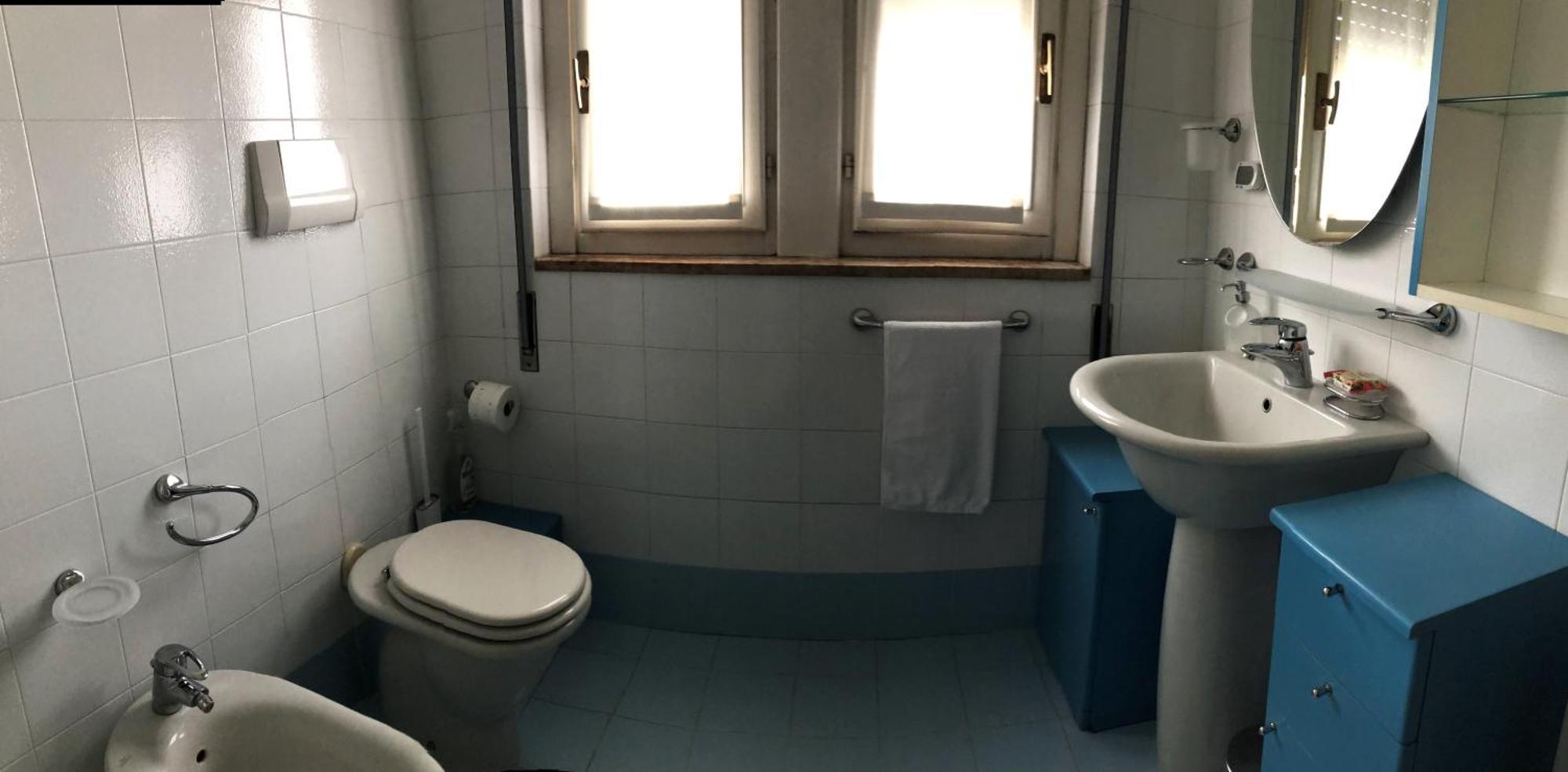 Bright Penthouse Close To Center With Terrace And Lake View Lecco Zewnętrze zdjęcie